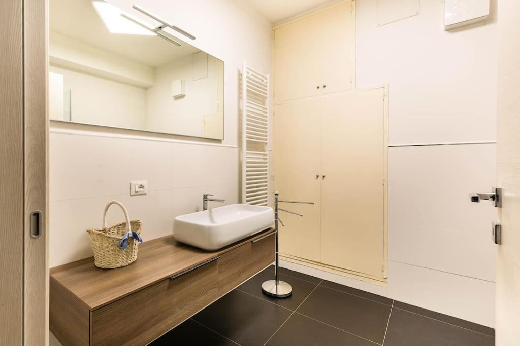 Palermo Old Style - Boutique Apartment With Terrace In Center City ภายนอก รูปภาพ
