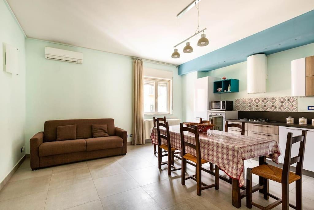 Palermo Old Style - Boutique Apartment With Terrace In Center City ภายนอก รูปภาพ